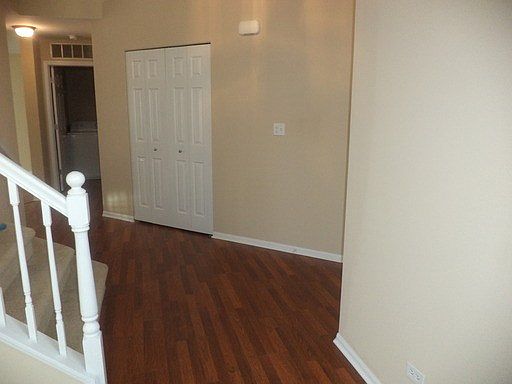 2nd image of 4550 Rolling Hills Dr