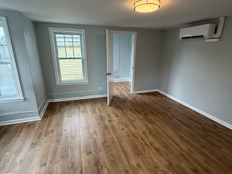 6 Rockdale Ave #2 — Photo 8