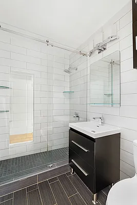 Sold by Compass | media 5