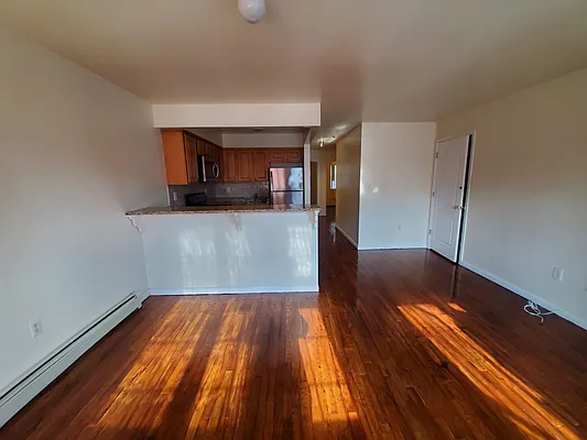 Rented by Paragon Real Estate Corporation | media 4