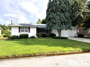418 Southville Dr, South Jacksonville, IL 62650