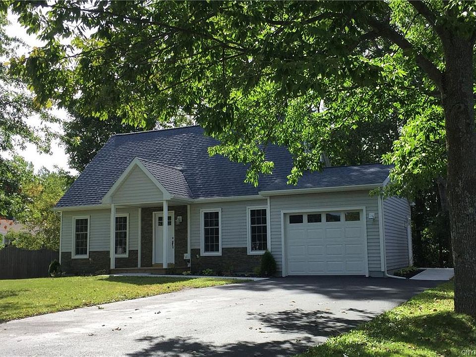 1st image of 1 Kent Dr