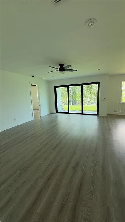 4 bed, 3.0 bath, 1920 sqft, $2,500 — Photo 3
