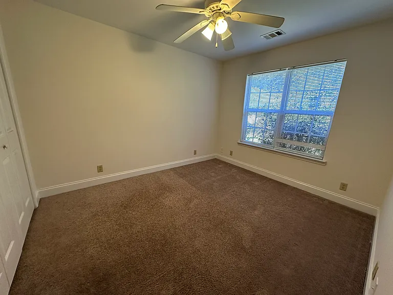 212 Porter St #212 — Photo 9