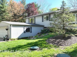 8285 N Seymour Rd, Flushing, MI 48433