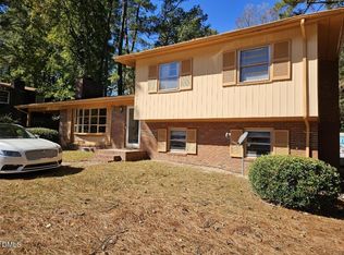 2212 Sanderford Rd, Raleigh, NC 27610