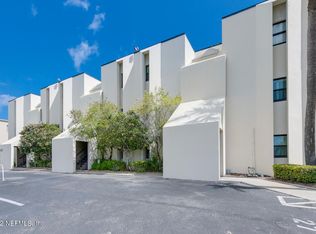 829 1st St S APT 2A, Jacksonville Beach, FL 32250