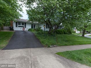 513 N Alder Ave, Sterling, VA 20164