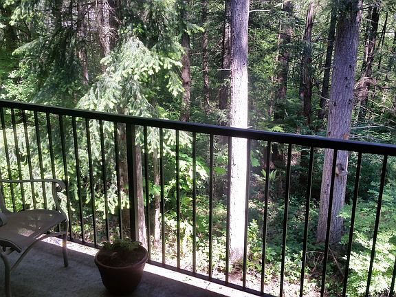4th image of 25025 SE Klahanie Blvd APT C202