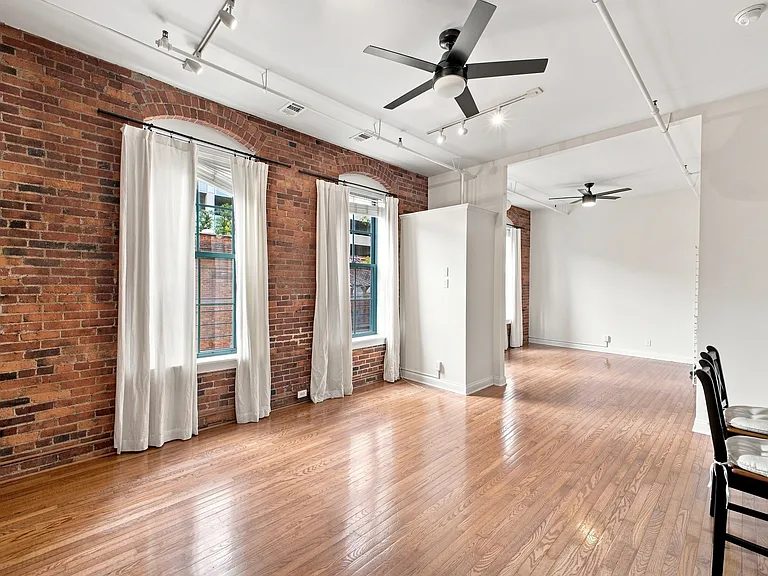 55 W Livingston Ave #203 — Photo 15