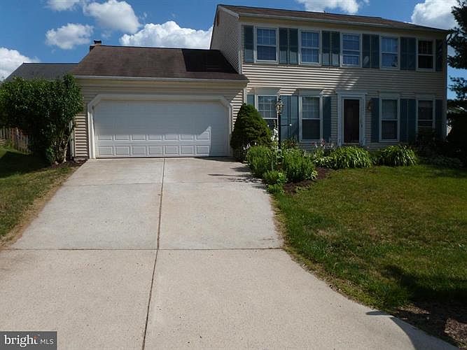 1st image of 13211 Lazy Glen Ln