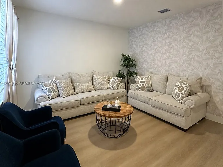 11814 SW 245th Ter #11814 — Photo 4