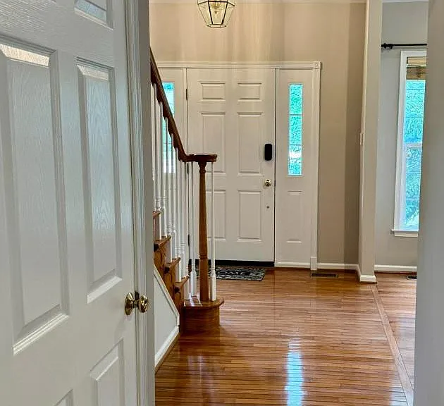 240 Torrey Pine Ct — Photo 11