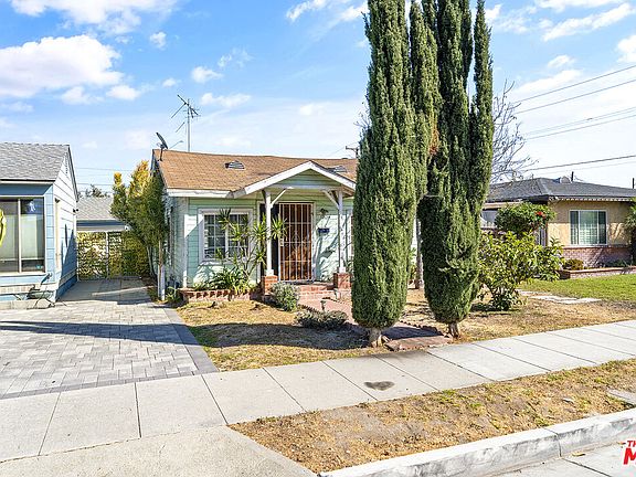 2nd image of 12134 Oxford Ave