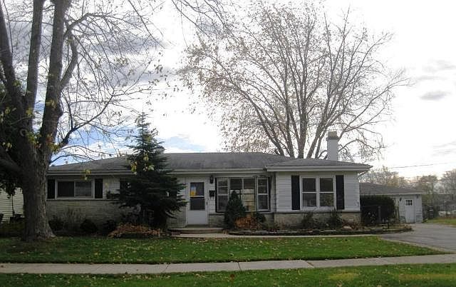 1st image of 2721 Varonen Ave
