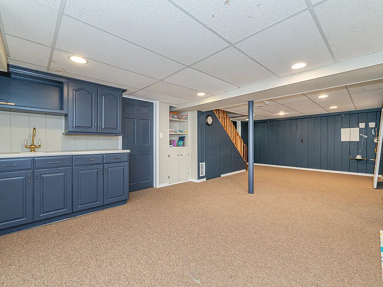 12 Yorke Rd — Photo 20
