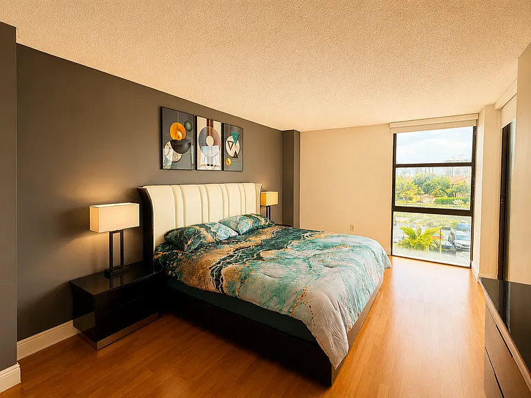 3625 N Country Club Dr #402 — Photo 6