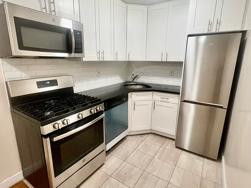 140-16 34th Ave #414