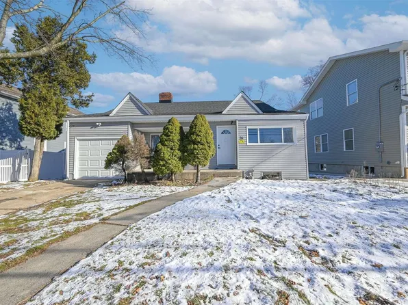 26 Catlin Avenue, Roosevelt, NY 11575