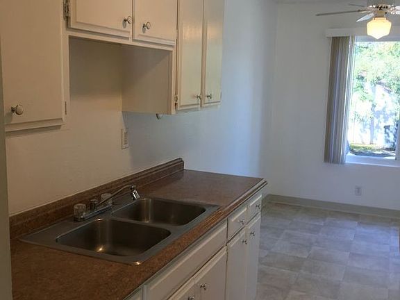2nd image of 1142 Terry Ln APT 14