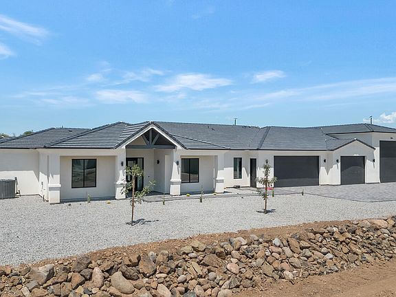 5th image of 48013 N 15TH Avenue