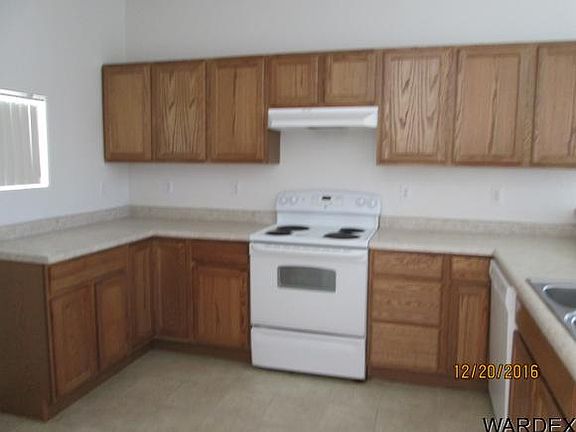 5th image of 2413 Jasmine Dr