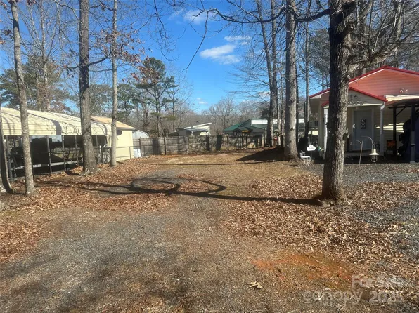 108 Powder Horn Trl #C90, Mount Gilead, NC 27306