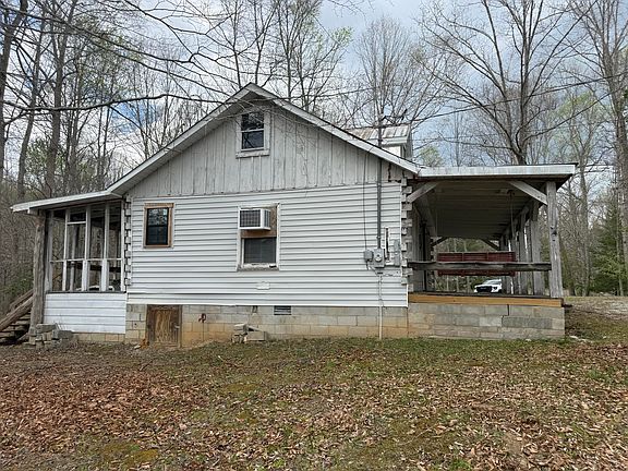 3rd image of 1906 Green Ford Rd