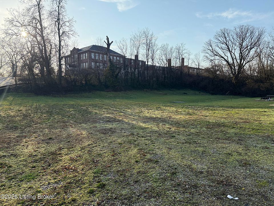 1st image of 108 Hill St