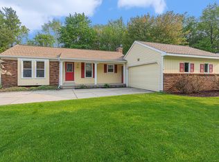 475 Adaway Ave SE, Ada, MI 49301