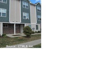 278 Bridgeport Ave APT E, Milford, CT 06460