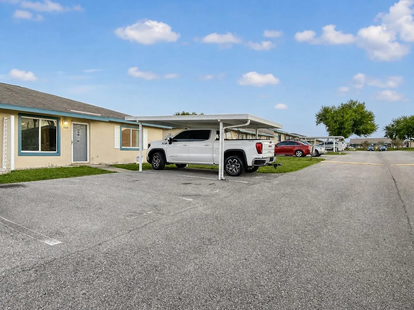 2 Bedroom/2 Bath in Winter Ridge Condominiums in Winter Haven, FL — Photo 2
