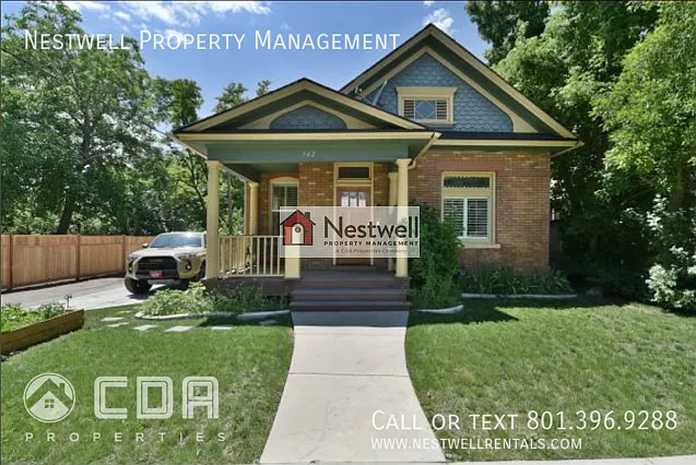 562 S Elizabeth St — Photo 1