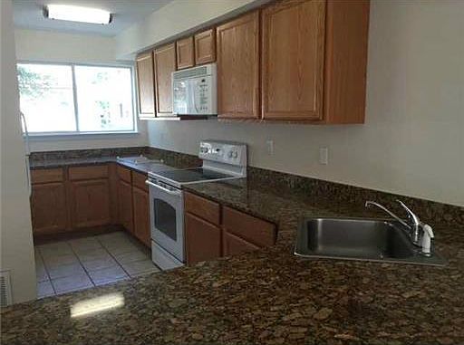 3rd image of 1664 Beach Blvd #99