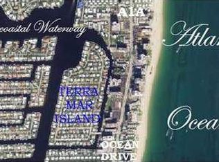 3251 Aqua Vista Dr, Pompano Beach, FL 33062