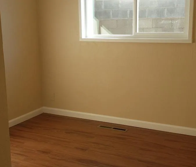 4102 Comanche Rd NE — Photo 18