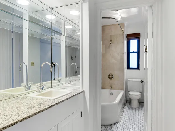 7 Park Avenue image 9 of 20