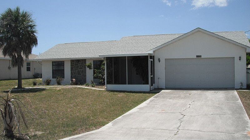 1st image of 2618 SW 15th Ave