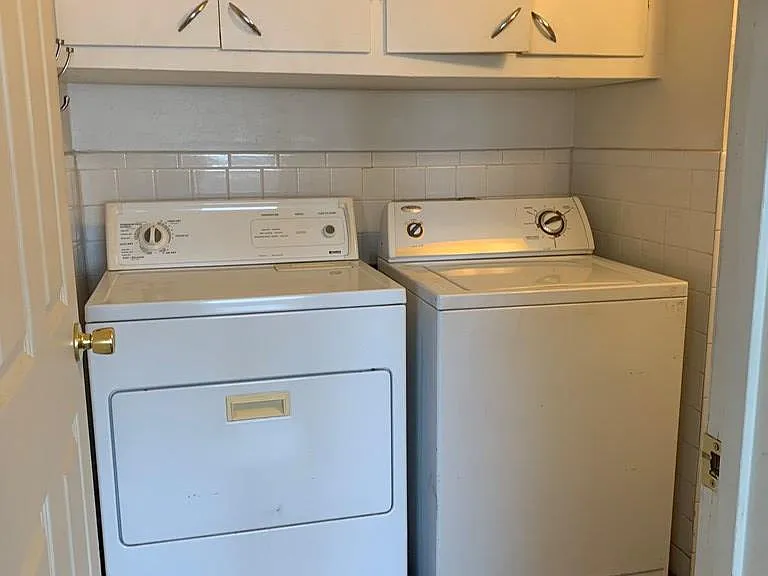 1501 N Texas Ave #B — Photo 7