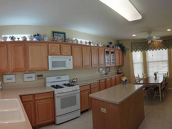 1st image of 12857 Summerview Dr