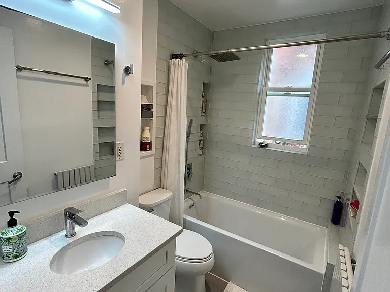 Second bathroom that connects two other rooms upstairs