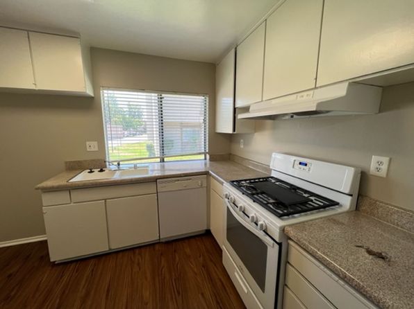 Parkwood Place, 1330 E Foothill Blvd #36, Glendora, CA 91741