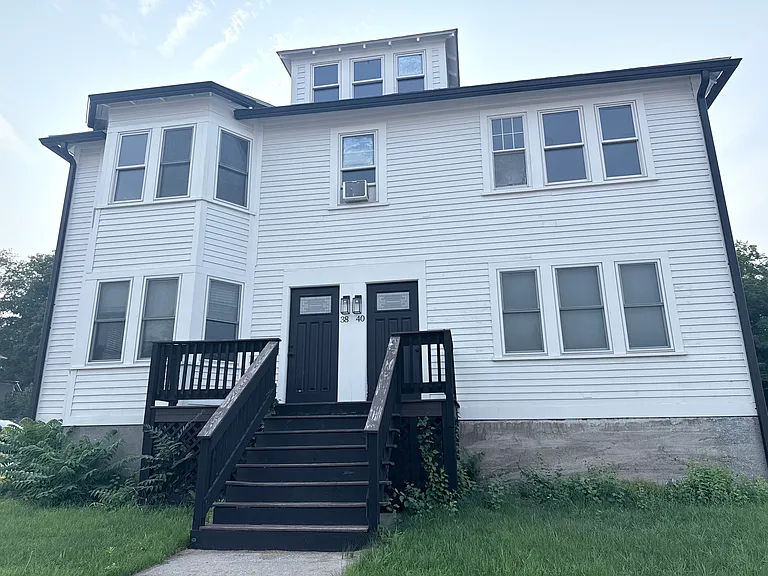 38-40 E Main St #2 — Photo 2
