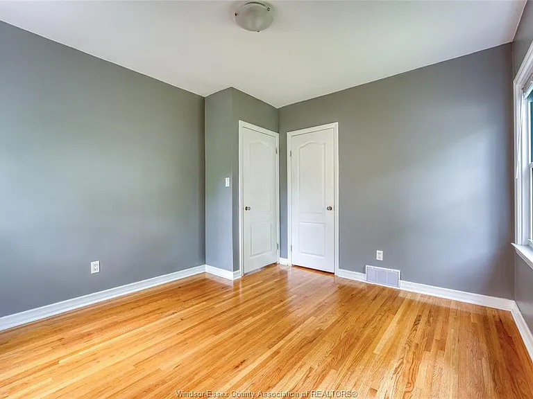 2010 Olive Rd — Photo 17