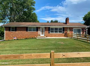 112 Norwood Dr, Gray, TN 37615