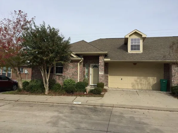 1603 Village Townhome Dr, Pasadena, TX 77504