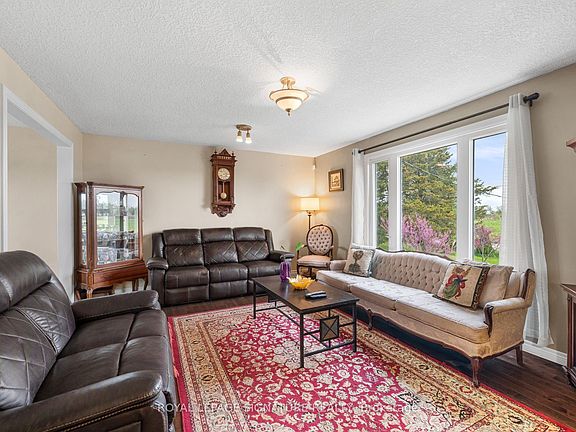 5th image of 781 Concession Rd #2