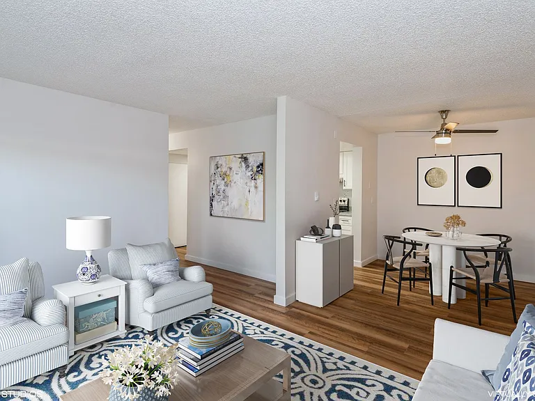 Oak Terrace — Photo 12