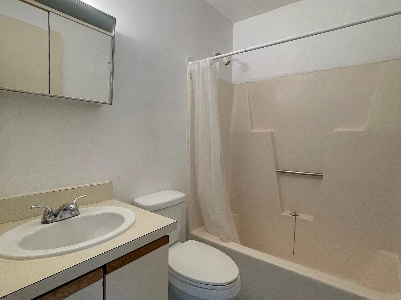 Touchstone Apartments — Photo 3