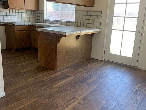 2nd image of 1028 Heartwood Way
